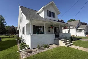 106 E State St, Bonduel, WI 54107 - Photo 36