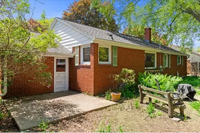 151 E Briar Lane, Green Bay, WI 54301 - Photo 28