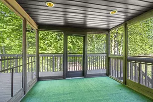 921 Divot Pl, Green Bay, WI 54313 - Photo 18