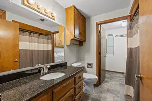 921 Divot Pl, Green Bay, WI 54313 - Photo 20