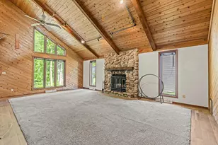 921 Divot Pl, Green Bay, WI 54313 - Photo 8