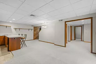 921 Divot Pl, Green Bay, WI 54313 - Photo 38