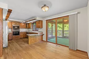 921 Divot Pl, Green Bay, WI 54313 - Photo 12