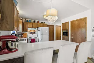 316 Desplaine Rd, De Pere, WI 54115 - Photo 12