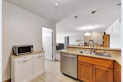 118 S Washington Street #B307, Green Bay, WI 54301 - Photo 12