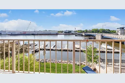 118 S Washington Street #B307, Green Bay, WI 54301 - Photo 2