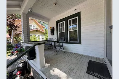 416 W Fulton Street, Waupaca, WI 54981 - Photo 2