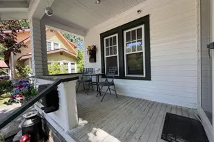 416 W Fulton St, Waupaca, WI 54981 - Photo 2