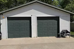 416 W Fulton St, Waupaca, WI 54981 - Photo 4