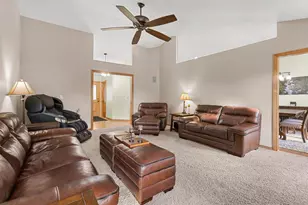 1112 Lake Park Rd, Menasha, WI 54952 - Photo 6