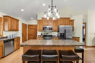 1112 Lake Park Rd, Menasha, WI 54952 - Photo 14