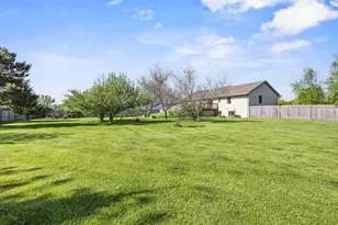 838 Poppy Ln, Little Suamico, WI 54141 - Photo 44