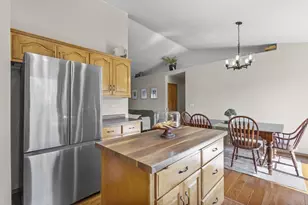 838 Poppy Ln, Little Suamico, WI 54141 - Photo 14