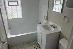 3872 N 36th St, Milwaukee, WI 53216 - Photo 8