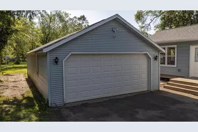 116 Pine Street, Waupaca, WI 54981 - Photo 10