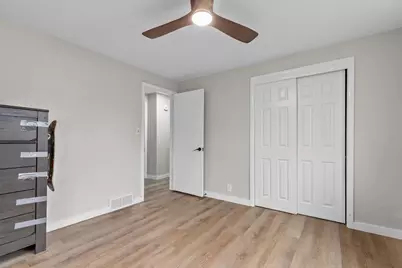 2007 S Gladys Avenue, Appleton, WI 54915 - Photo 22