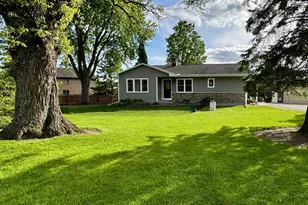 4103 Fairview Rd, Larsen, WI 54947 - Photo 2