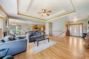 W6724 Charleen Ln, Greenville, WI 54942 - Photo 6