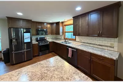 1112 Tullar Road, Neenah, WI 54956 - Photo 6