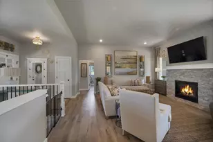 2217 Fox Point Ct, De Pere, WI 54115 - Photo 14