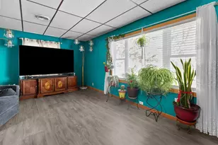 556 Drury Pl, Fond du Lac, WI 54935 - Photo 8