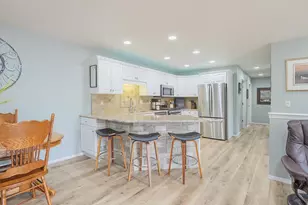 1917 Riverside Dr, Suamico, WI 54313 - Photo 6