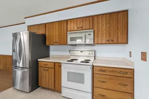 1756 Southland Ave, Oshkosh, WI 54902 - Photo 18