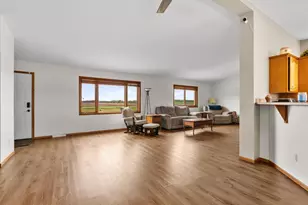 1254 S Overland Rd, De Pere, WI 54115 - Photo 12