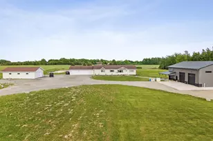 1254 S Overland Rd, De Pere, WI 54115 - Photo 56