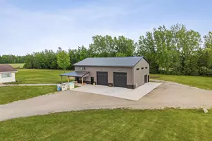 1254 S Overland Rd, De Pere, WI 54115 - Photo 40