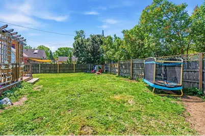 1011 Holzer Street, Green Bay, WI 54303 - Photo 22