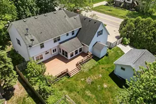 1498 Parkway Dr, Green Bay, WI 54304 - Photo 4