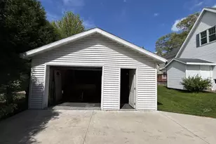 1498 Parkway Dr, Green Bay, WI 54304 - Photo 56