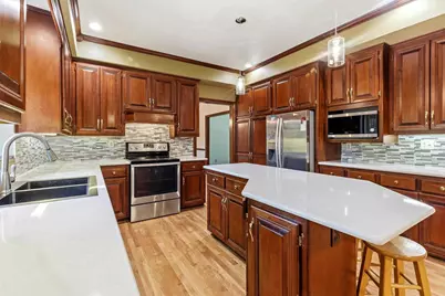 1498 Parkway Drive, Green Bay, WI 54304 - Photo 12
