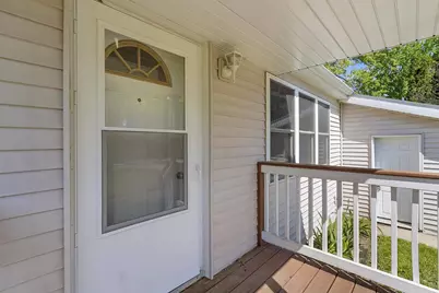 253 S Oakland Avenue, Oconto Falls, WI 54154 - Photo 6