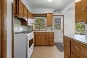 253 S Oakland Ave, Oconto Falls, WI 54154 - Photo 22