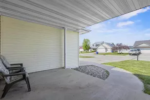506 Rosemary Ct, Pulaski, WI 54162 - Photo 36