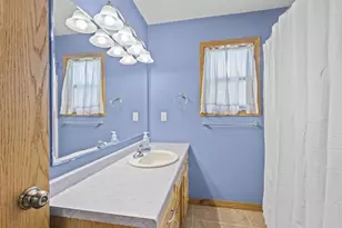 506 Rosemary Ct, Pulaski, WI 54162 - Photo 20