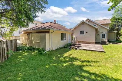 1020 Elmwood Avenue, Oshkosh, WI 54901 - Photo 36
