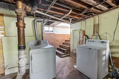 1020 Elmwood Avenue, Oshkosh, WI 54901 - Photo 24