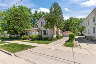 1020 Elmwood Ave, Oshkosh, WI 54901 - Photo 2