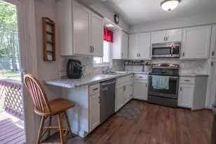 N2649 Kelleen Dr, Waupaca, WI 54981 - Photo 6