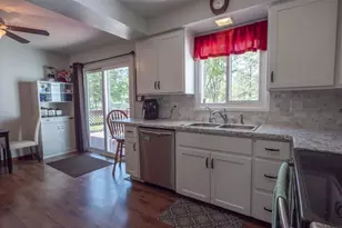 N2649 Kelleen Dr, Waupaca, WI 54981 - Photo 8