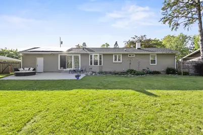 2663 Timber Lane, Green Bay, WI 54313 - Photo 4
