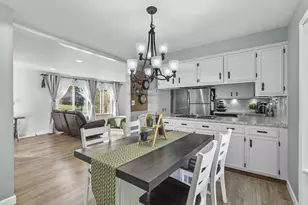 2663 Timber Ln, Green Bay, WI 54313 - Photo 6