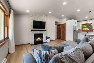 1127 Taylor St, Green Bay, WI 54303 - Photo 14