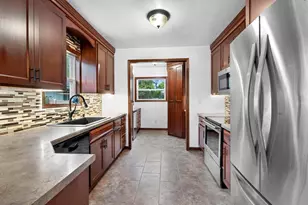 1324 W Rogers Ave, Appleton, WI 54914 - Photo 12