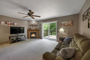 1909 Riverside Dr, Green Bay, WI 54313 - Photo 16