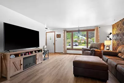 1768 Nancy Avenue, Green Bay, WI 54303 - Photo 6