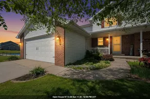 483 Madeline Ln, Little Suamico, WI 54141 - Photo 1